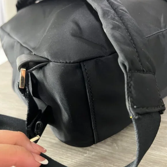 Kate Spade Nylon Backpack Watson Lane Hartley Medium Black Gold - Picture 3 of 4